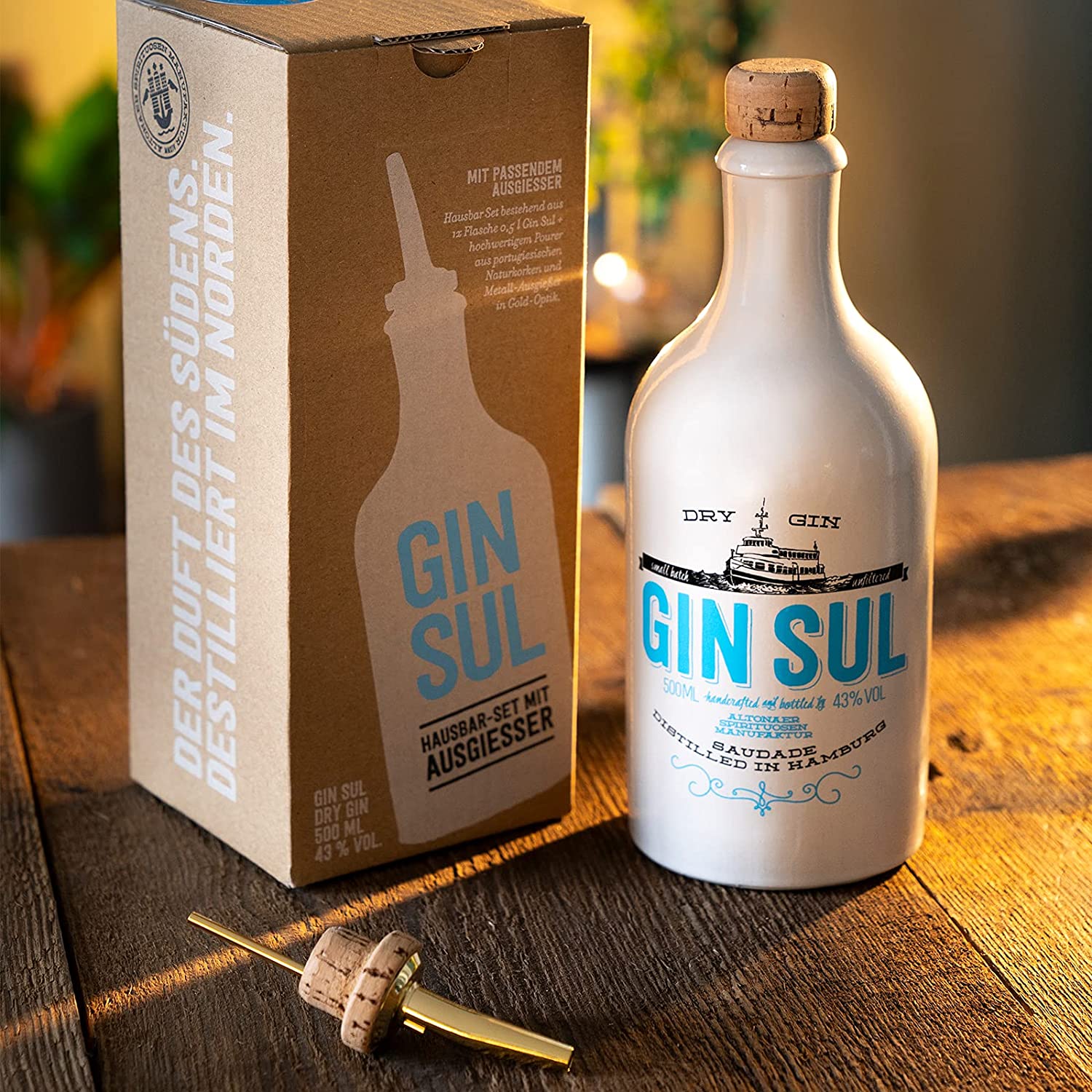 Gin Sul Hausbar-Set: Gin Sul Dry Gin mit Geschenkbox und Ausgießer // 0,5L  43% | Gin / Dry Gin | Gin | Spirituosen | Bundesbrand