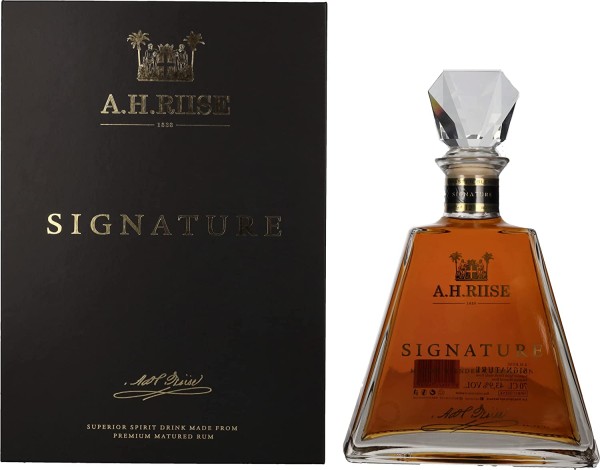 A.H. Riise Signature Superior Spirit Rum / in Geschenkbox // 0,7L / 43,9%